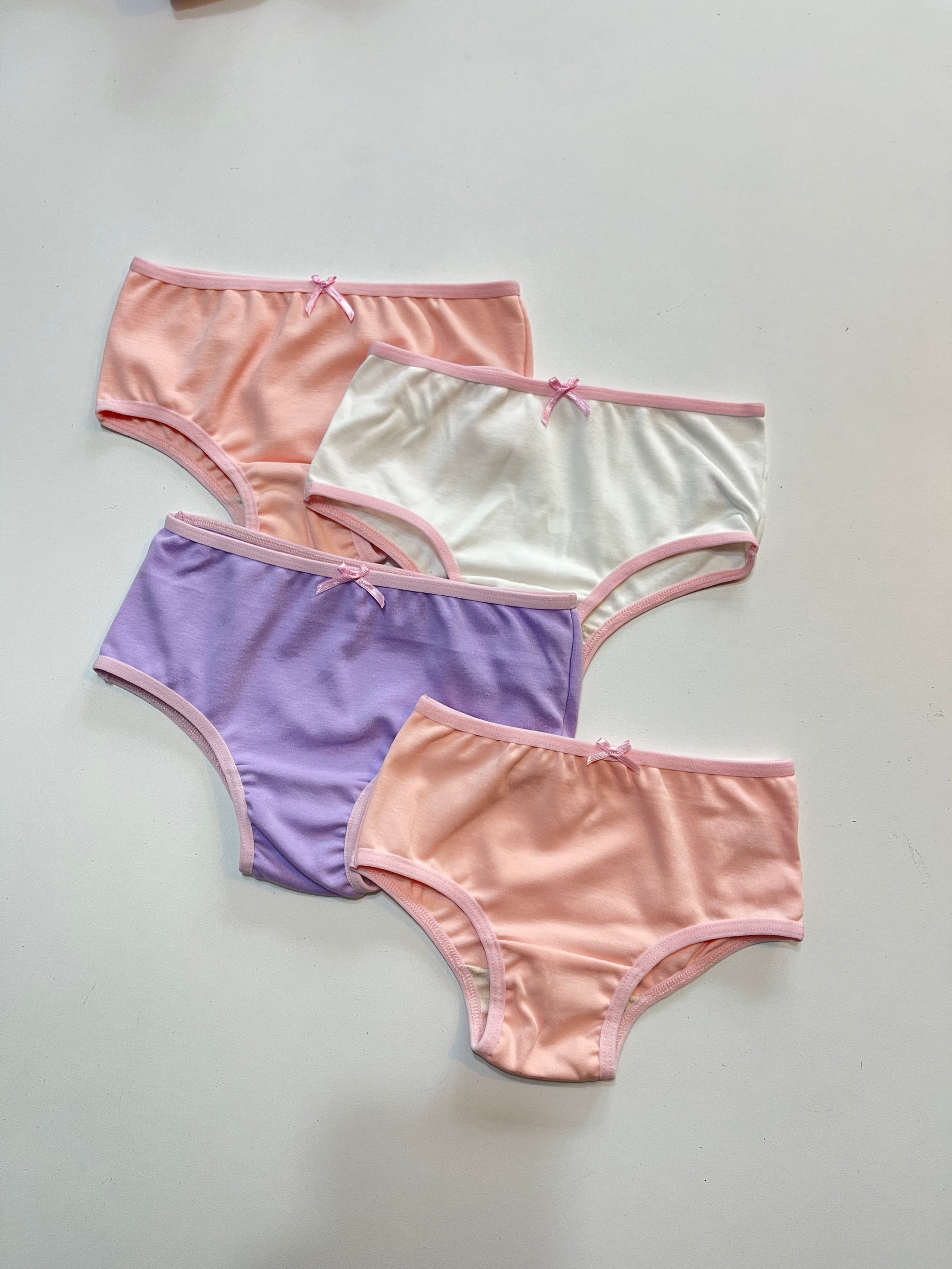 Cayetana surtido pack x 9